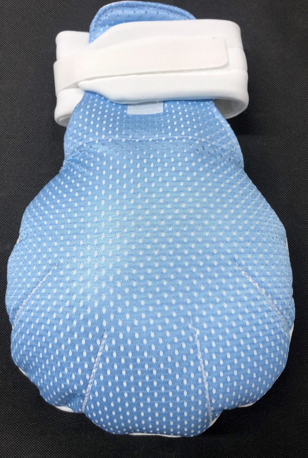 Patient Protective Mittens Hemco Industries